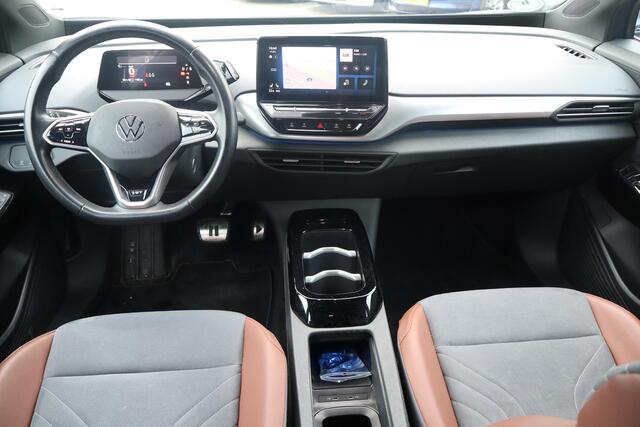 Volkswagen ID.4 First 77 kWh 89% SOH, Apple Carplay, Camera, Navigatie, Stoel- en Stuurverwarming, Adaptieve cruise control