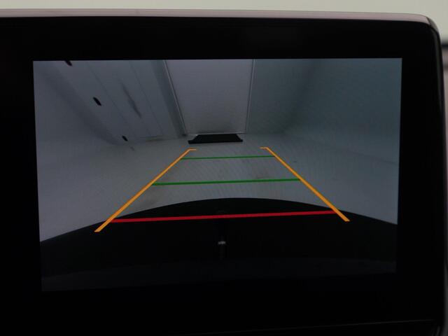 Volkswagen ID.4 First 77 kWh 204 Pk Automaat | Stoelverwarming | Trekhaak | Camera | Adaptive Cruise | Climatronic | CarPlay | 20 Inch | 94.947 Km !!