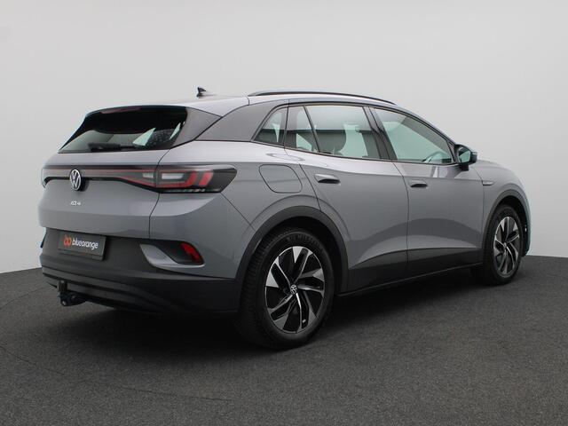 Volkswagen ID.4 Pro 77 kWh 174PK Aut. SOH 97%, Trekhaak, Parkeersensoren voor en achter, Navi, 19" LM Velgen, Adaptieve Cruise Control