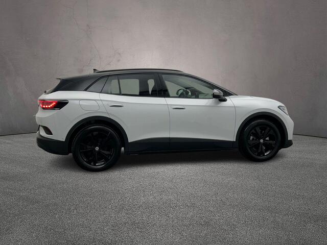 Volkswagen ID.4 Pro Limited Edition Plus 286pk Automaat Panoramadak, Adaptive cruise control, Navigatie, Stoelverwarming, Black style, Elektrische achterklep