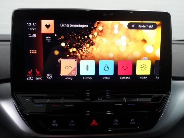 Volkswagen ID.4 Life 77 kWh SOH 92%, Xenon Led, ACC, Sfeerverlichting, Standkachel, Lane Assist