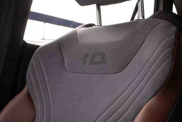 Volkswagen ID.4 1st 77 kWh | Camera | Android Apple Carplay | Adapt Cruise |