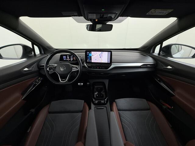 Volkswagen ID.4 Max 82kWh Warmtepomp Panoramadak Ergo-Comfort Stoelen+Memory Adap.Cruise Navi 3-Zone Ecc 360°Camera Apple Carplay Android Auto Pdc Lmv 21" Stoel+Stuurverwarming Elek.Achterklep Privacy Glas Matrix Led Isofix DAB Origineel Nederlandse Auto Dealeronderhoude