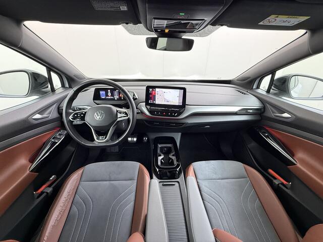 Volkswagen ID.4 First 82kWh Trekhaak Warmtepomp SOH 90% Adap.Cruise Stoelverwarming Apple Carplay Android Auto Navi Ecc Camera Lmv 20" Voorruitverwarming Privacy Glas Led DAB 1.000KG Trekgewicht Origineel Nederlandse Auto
