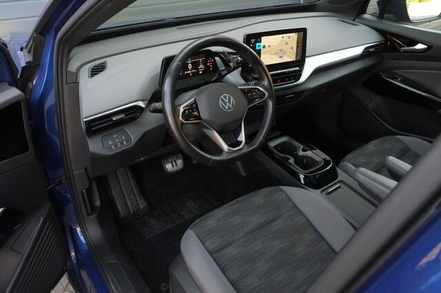 Volkswagen ID.4 Pro Performance 150 kW | SOH 95% | Panoramadak | Trekhaak