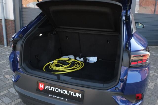 Volkswagen ID.4 Pro Performance 150 kW | SOH 95% | Panoramadak | Trekhaak