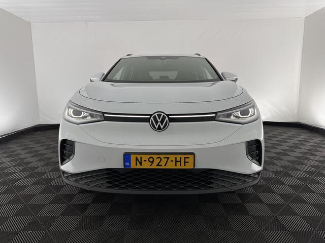 Volkswagen ID.4 Business 77 kWh [ 3-Fase-11kW ] {SOH-83%} (INCL.BTW) *LEATHER-FABRIC | ADAPTIVE-CRUISE | FULL-LED | HEATED-COMFORTSEATS | KEYLESS | CAMERA | DIGI-COCKPIT | DAB | NAVI-FULLMAP | PRIVACY-GLASS | ECC | PDC | TOWBAR | 19''ALU*