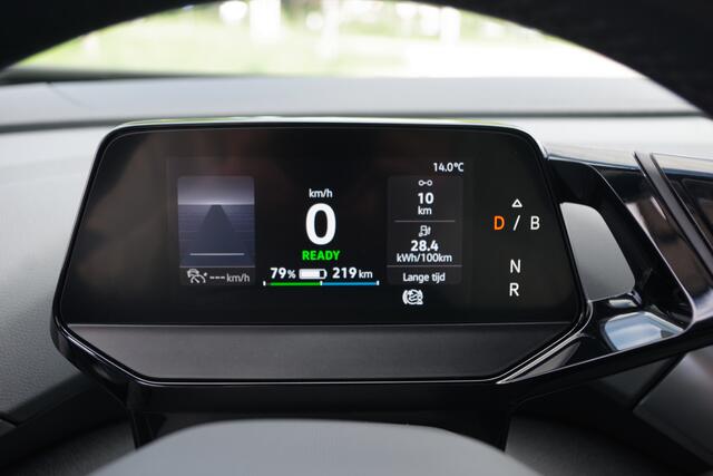 Volkswagen ID.4 Pure 52 kWh 149 PK, Adap. Cruise Control, Stuur- & Stoelverwarming, Carplay, LED, Parkeersensoren
