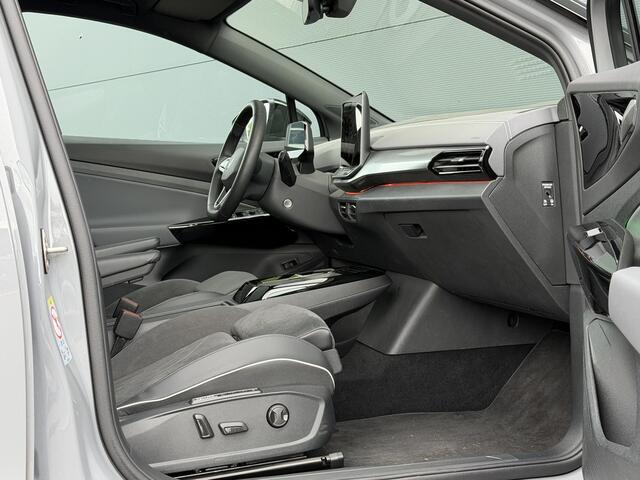 Volkswagen ID.4 Pro Limited Edition Plus 77 kWh 286PK | Panorama dak | Memory | Kuipstoelen | Massage | Apple carplay