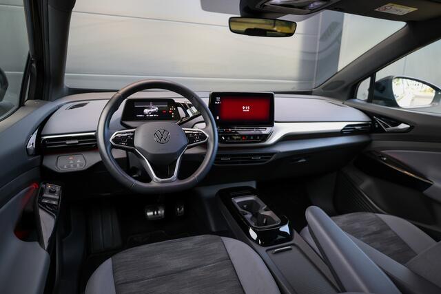 Volkswagen ID.4 Pro Performance 77 kWh | BTW | CAMERA | TREKHAAK | ACC | STOELVERWARMING |