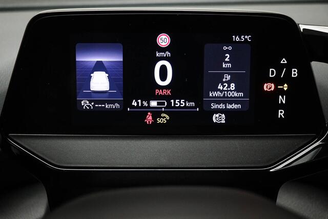 Volkswagen ID.4 First 77 kWh | STUURVERWARMING | DAB | APPLE | CAMERA | TREKHAAK