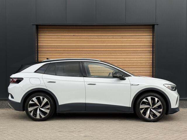 Volkswagen ID.4 First 77 kWh ACC|CAMERA|TREKHAAK|STOELVERWARMING