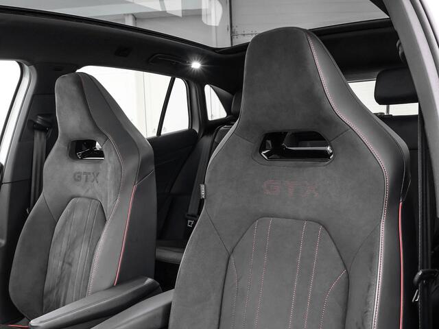 Volkswagen ID.4 GTX Advantage 4Motion 299pk 77 kWh · Panoramadak · 360 Camera · Matrix LED · Stuur- & Stoelverwarming · Keyless · Dodehoeksensor ·
