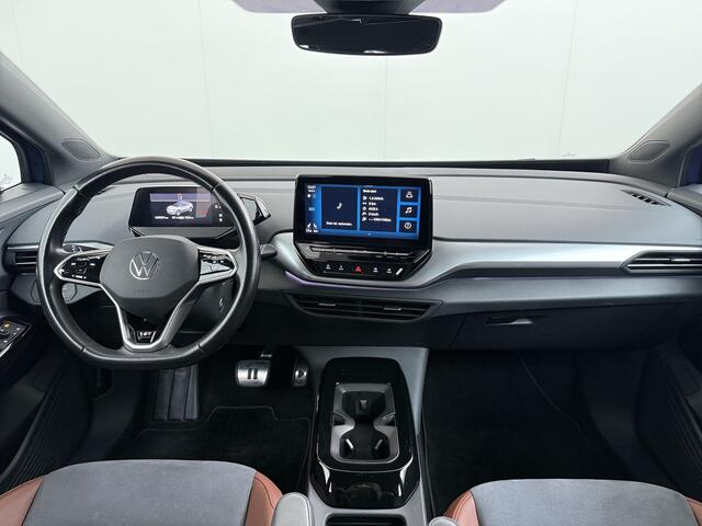Volkswagen ID.4 1st 82kWh SOH 89,4% Trekhaak Warmtepomp Navi Ecc Camera Stoel+Stuurverwarming Apple Carplay Android Auto Pdc Lmv 20" Privacy Glas Led Isofix Voorruitverwarming DAB Rijstrooksensor 1.000KG Trekgewicht 1e Eigenaar Dealeronderhouden Origineel Nederlandse Aut