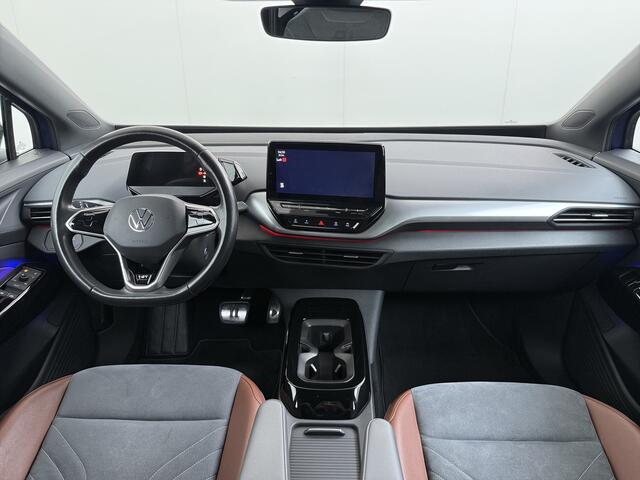 Volkswagen ID.4 First 82kWh SOH 92% Stuur+Stoelverwarming Camera Adap.Cruise Apple Carplay/Android Auto Navi Ecc Geluidsisolerend glas DAB Lmv 20" Front assist Rijstrooksensor WiFi