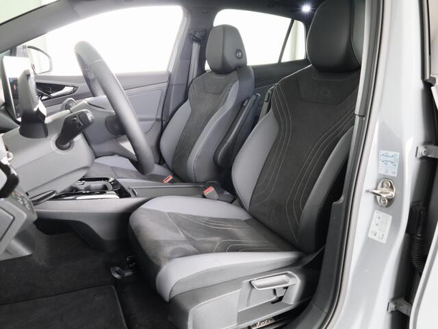 Volkswagen ID.5 Pro Business 77 kWh accu, 210 kW / 286 pk SUV Elek | 360 Camera | Led matrix | Navigatie | Elektrische Achterklep | Panoramdak | Stoelverwarming |