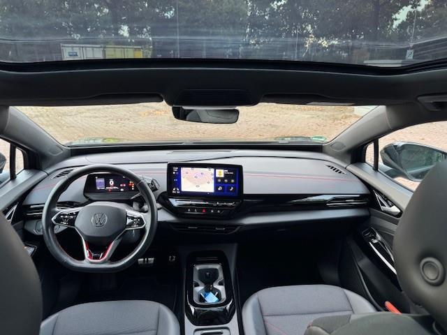 Volkswagen ID.5 GTX 77KWH 299PK 4MOTION/PANO/IQLIGHT