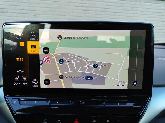 Volkswagen ID.5 Pro 77kWh SOH 98%!! Warmtepomp Afn-Trekhaak Adaptive-Cruise HUD Camera Navi 19"Lm Parkassist PDC-a+v Apple Android Carplay App-Connected-Services DAB Geluidsisolerend-Glas Rijstrooksensor+Correctie Airco-Achter Stoel+Stuur+Vooraam+ruitensproeiers+wisserbl