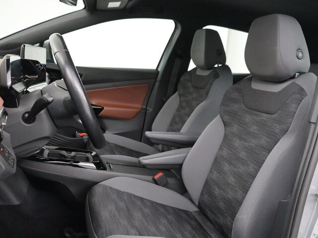 Volkswagen ID.5 Pro 77 kWh | SOH 94% | Stoelverwarming | Adaptive cruise | Carplay | Navigatie | 19'' | Parkeerhulp | Full LED | Stuurverwarming