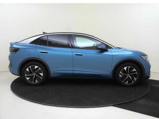 Volkswagen ID.5 Pro Business 77 kWh | Keyless | LED matrix verlichting | Parkeerassistent | Adaptieve cruise control | Achteruitrijcamera | Stoel- en stuurwielverwarming | Elektrisch verstelbare voorstoelen met geheugenfunctie |