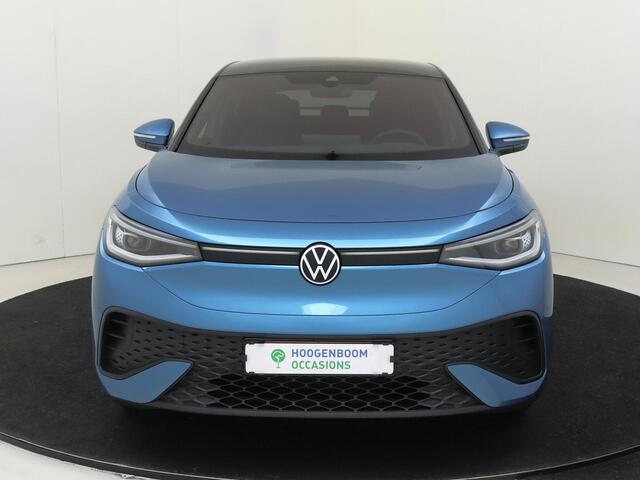 Volkswagen ID.5 Pro Business 77 kWh | Keyless | LED matrix verlichting | Parkeerassistent | Adaptieve cruise control | Achteruitrijcamera | Stoel- en stuurwielverwarming | Elektrisch verstelbare voorstoelen met geheugenfunctie |