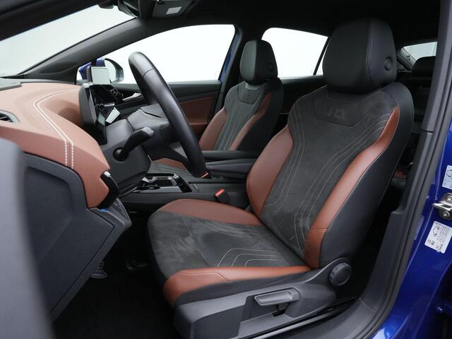 Volkswagen ID.5 Pro 77Kwh 174 pk | Trekhaak | Achteruitrijcamera | Adaptive Cruise | Stuur-/stoelverwarming | Keyless Entry