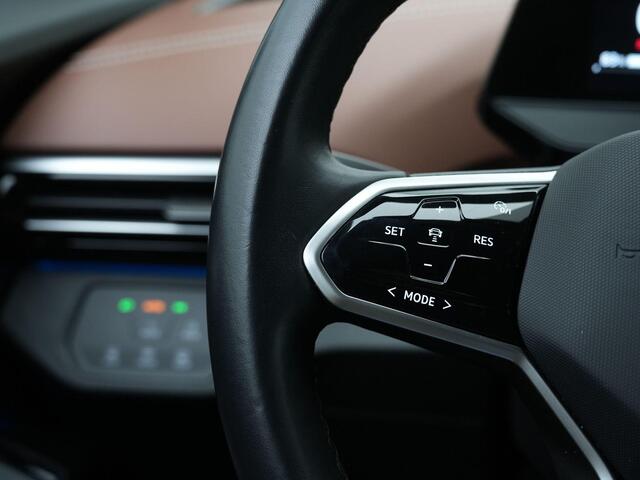 Volkswagen ID.5 Pro 77Kwh 174 pk | Trekhaak | Achteruitrijcamera | Adaptive Cruise | Stuur-/stoelverwarming | Keyless Entry