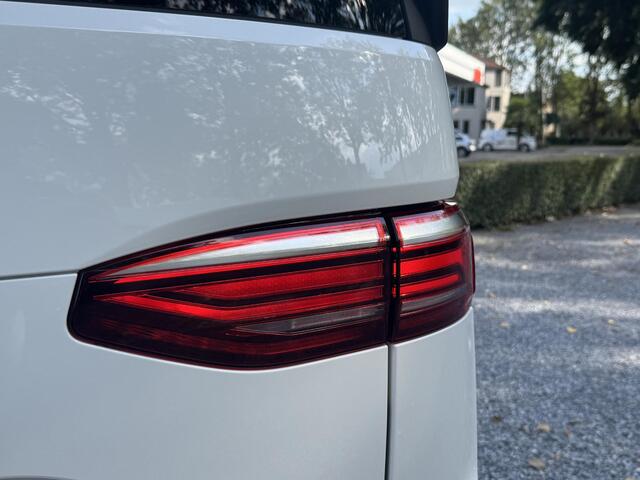 Volkswagen MULTIVAN T7 eHybrid 218pk DSG Life 7p (Navi,Acc,Virtual)