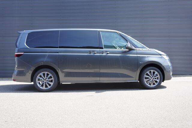 Volkswagen MULTIVAN 1.5 eHybrid L2 Bulli Edition 4-Motion, IQ Light koplampen, 7-persoons Vis-a-Vis, Navigatie, Trekhaak