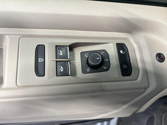 Volkswagen MULTIVAN 1.4 218pk DSG eHybrid L2H1 Life Business · Panoramadak · Camera · Keyless · Elek. Achterklep · 7. Persoons · Apple/Android Car Play · 18'' Inch · Garantie t/m 03-07-2027 of 150.000km