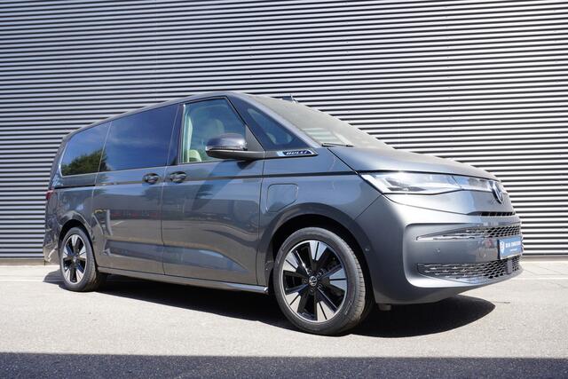 Volkswagen MULTIVAN 1.5 eHybrid L2 Bulli Edition 4-Motion, IQ Light koplampen, 7-persoons Vis-a-Vis, Navigatie, Trekhaak, 19" Lichtmetalen velgen