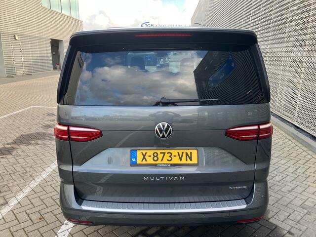 Volkswagen MULTIVAN 1.4 eHybrid L2H1 Life Business