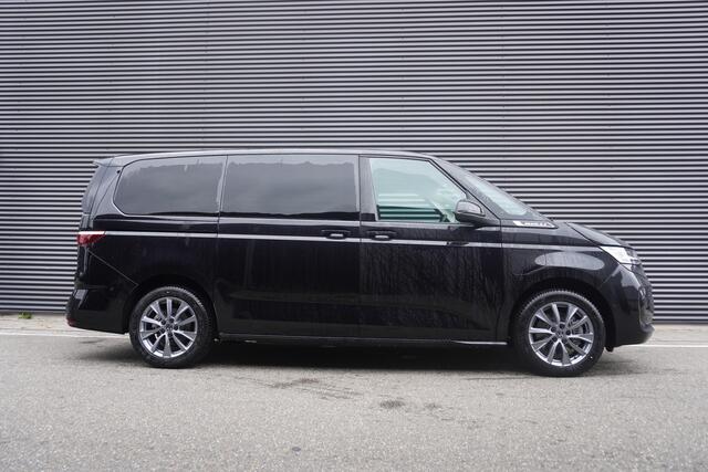 Volkswagen MULTIVAN 1.5 eHybrid L2 Bulli Edition 4-Motion, IQ Light koplampen, 7-persoons Vis-a-Vis, Navigatie, Trekhaak