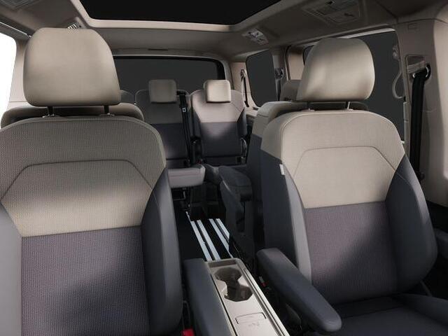 Volkswagen MULTIVAN Bedrijfswagens Bulli L2 1.5 eHybrid EU6 180 kW/245pk DSG 4Motion | Incl BTW/BPM | 7 zitplaatsen vis-a-vis | Trekhaak | Stoelverwarming | Verlaagd onderstel dynamisch | 19" Halmstad lichtmetaal | Wordt verwacht 2 maart |