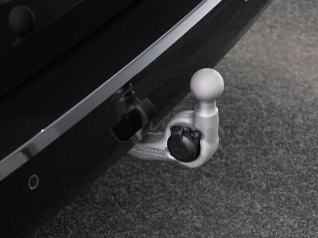 Volkswagen MULTIVAN Bulli Edition L2 1.5 eHybrid 180kW 245pk | Wegklapbare Trekhaak | Stoelverwarming | Voorruitverwaming | Navigatie | Pravacy Plus Glas | Anti-diefstalalarm | Apple carplay/Android auto