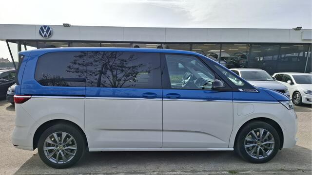 Volkswagen MULTIVAN 1.4 eHybrid L1H1 Energetic 1.4 eHybrid 218 pk Panoramadak | IQ Light | Achteruitrijcamera | Two Tone