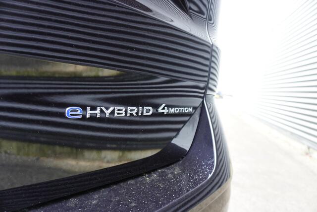 Volkswagen MULTIVAN INCL. BTW 1.5 eHybrid L2 Bulli Edition 4Motion 4x4 7-zits Panoramadak Apple Carplay Camera Parkeersensoren Digitaal dashboard LED