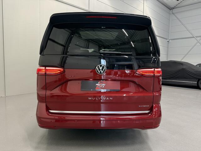 Volkswagen MULTIVAN 1.4 eHybrid L2 Energetic 6p. PANO/TREKHAAK/HEAD-UP/STANDKACHEL/LEER-MASSAGE-VENTILATIE/MEMORY/H&K/ACC/18"/ADAPTIVE-ONDERSTEL/SFEER/ELECTR.SCHUIFDEUREN/360CAMERA/TWO-TONE/VOLLEDIG VW DEALER HISTORIE