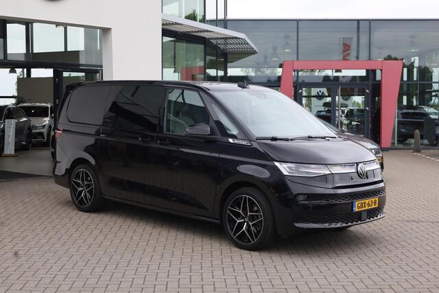 Volkswagen MULTIVAN 1.4 eHybrid L2 Bulli Edition 150PK / 110kW, Bulli Edition, NL auto, panoramadak, verwarmbare EcoComfort voorstoelen met massage- en geheugenfunctie, 3-zone climatronic, full map navigatie, cruise control, draadloos Apple Carplay / Android Auto, alarmsyste
