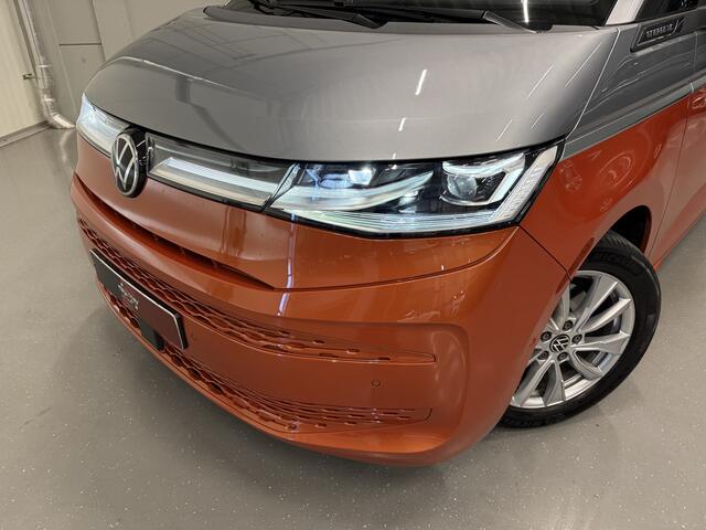 Volkswagen MULTIVAN 1.4 eHybrid L2 Energetic 7p. PANO/HEAD-UP/TREKHAAK/CAMERA/SFEER/CARPLAY/IQ-LIGHT/KEYLESS/ACC/ADAPTIVE-ONDERSTEL/18"/PRIVACY/TWO-TONE ORANGE-SILVER/VOLLEDIG VW DEALER HISTORIE