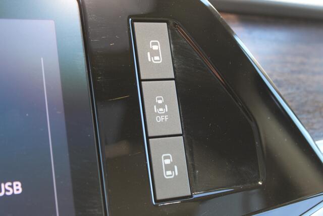 Volkswagen MULTIVAN 1.4 eHybrid L2H1 Style |PANO-DAK|ELEK-DEUREN|ELEK-STOELEN|360-CAM|