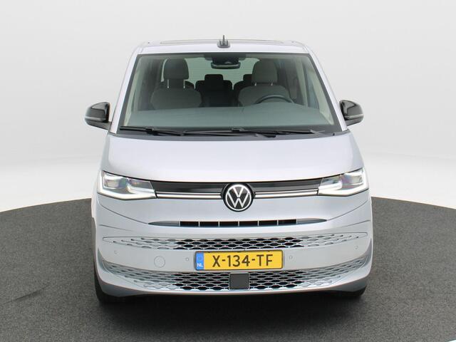 Volkswagen MULTIVAN 1.4 eHybrid L2H1 Style 7-Persoons | Panorama dak | Stoelverwarming | Adaptive Cruise | Trekhaak | Camera | CarPlay | Climatronic | 17 Inch | 21.560 Km !!