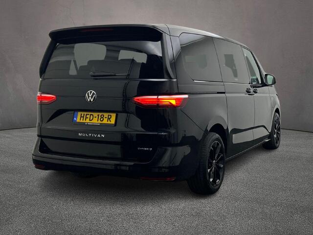 Volkswagen MULTIVAN 1.4 TSI 218pk DSG eHybrid PHEV L2 Life | Lederen bekleding | 7-zits vis-a-vis incl. tafel | Elek. schuifdeuren en achterklep | Trekhaak | ACC | Navigatie |Camera | Keyless | Alarm
