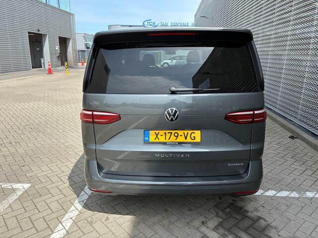 Volkswagen MULTIVAN 1.4 eHybrid L2H1 Life Business