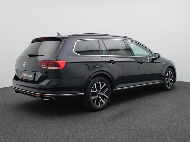 Volkswagen PASSAT Variant 1.4 TSI PHEV GTE Business 218PK DSG full led, adaptive cruise met travel assist, stoelverwarming voor, keyless, achteruitrijcamera, elek. bedienbare achterklep, 18" lichtmetaal