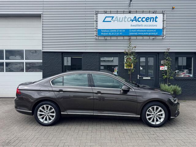 Volkswagen PASSAT 1.4 TSI ACT Highline