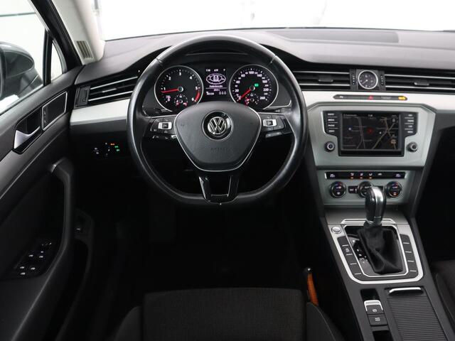 Volkswagen PASSAT 1.6 TDI Business Edition | Trekhaak | Full LED | Navigatie | Keyless | Parkeerhulp | Climate control | Cruise control | Bluetooth