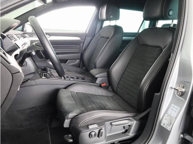 Volkswagen PASSAT Variant 1.5 TSI R-Line Business 150 pk Automaat (DSG) | Verlengde garantie | Navigatie | Parkeersensoren | Achteruitrijcamera | Stoelverwarming | Matrix LED koplampen |