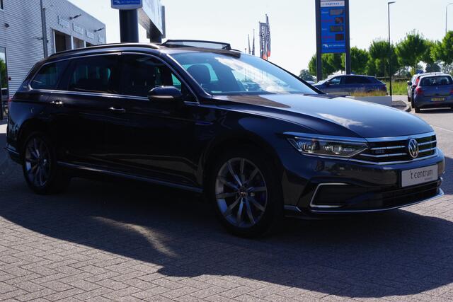 Volkswagen PASSAT Variant 1.4 TSI PHEV GTE BNS 218 PK, Panoramdak, Trekhaak, Matrix-LED, 360 Camera, Leder