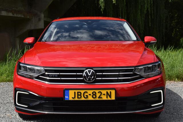 Volkswagen PASSAT Variant GTE 218PK DSG HYBRID GTE BUSINESS CAMERA/MASSAGE/STOEL VERW.